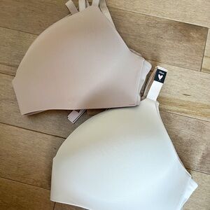 Victoria Secret Women's Beige and Off White WIRELESS T Shirt Demi Bra Set 34DD